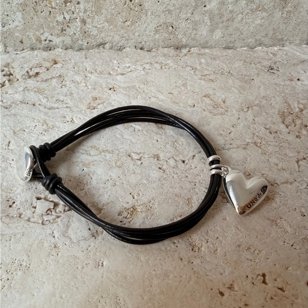 Uno de 50 Dark Brown Leather Bracelet | Heart Accent |Silver Closure - Picture 4 of 5